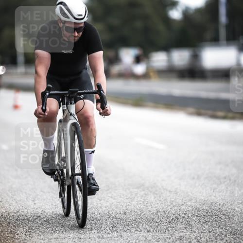 16.08.2026 - KN Förde Triathlon 2026 H.Heesch http://msf.ph/oto/9976585 16.08.2026 11:18:44 Radfahren 338, 339, 354, 429 meine-sportfotos.de