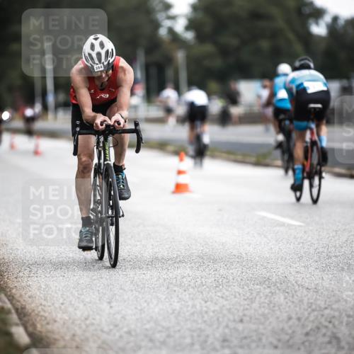 16.08.2026 - KN Förde Triathlon 2026 H.Heesch http://msf.ph/oto/9976590 16.08.2026 11:18:48 Radfahren 354, 429 meine-sportfotos.de