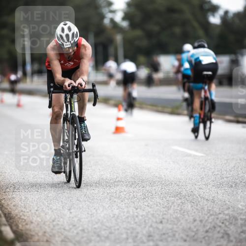16.08.2026 - KN Förde Triathlon 2026 H.Heesch http://msf.ph/oto/9976591 16.08.2026 11:18:48 Radfahren 354, 429 meine-sportfotos.de