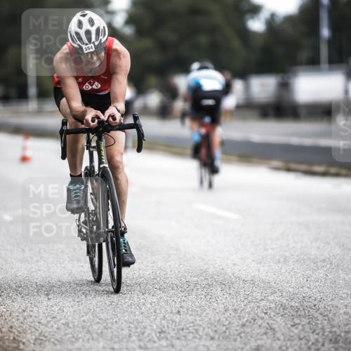 16.08.2026 - KN Förde Triathlon 2026 H.Heesch http://msf.ph/oto/9976597 16.08.2026 11:18:48 Radfahren 354, 429 meine-sportfotos.de
