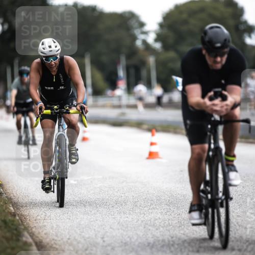 16.08.2026 - KN Förde Triathlon 2026 H.Heesch http://msf.ph/oto/9976610 16.08.2026 11:18:54 Radfahren 310, 356, 384, 425 meine-sportfotos.de