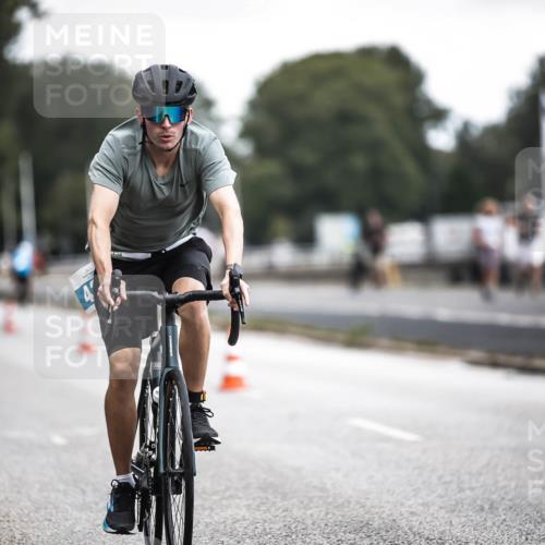 16.08.2026 - KN Förde Triathlon 2026 H.Heesch http://msf.ph/oto/9976628 16.08.2026 11:18:57 Radfahren 310, 312, 356, 384, 425 meine-sportfotos.de