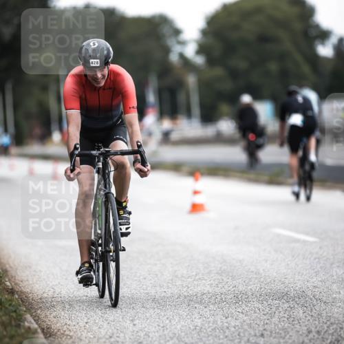 16.08.2026 - KN Förde Triathlon 2026 H.Heesch http://msf.ph/oto/9976647 16.08.2026 11:19:08 Radfahren 391, 428, 438 meine-sportfotos.de