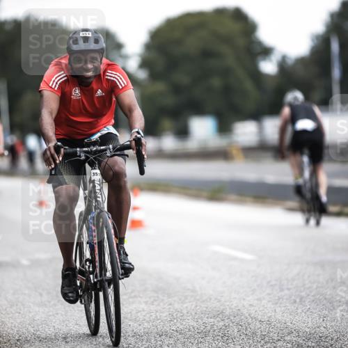 16.08.2026 - KN Förde Triathlon 2026 H.Heesch http://msf.ph/oto/9976701 16.08.2026 11:19:24 Radfahren 305, 305, 351, 377, 801 meine-sportfotos.de