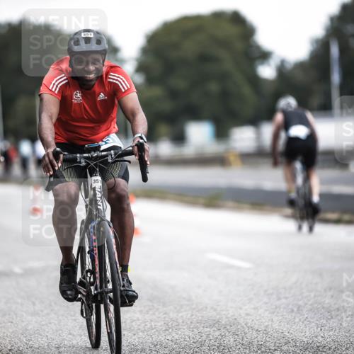 16.08.2026 - KN Förde Triathlon 2026 H.Heesch http://msf.ph/oto/9976702 16.08.2026 11:19:24 Radfahren 305, 305, 351, 377, 801 meine-sportfotos.de