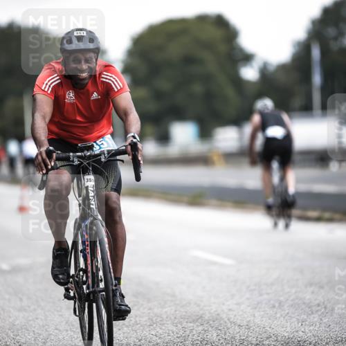 16.08.2026 - KN Förde Triathlon 2026 H.Heesch http://msf.ph/oto/9976703 16.08.2026 11:19:24 Radfahren 305, 305, 351, 377, 801 meine-sportfotos.de