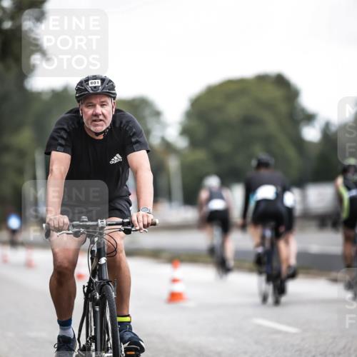 16.08.2026 - KN Förde Triathlon 2026 H.Heesch http://msf.ph/oto/9976710 16.08.2026 11:19:25 Radfahren 305, 305, 351, 377, 801 meine-sportfotos.de