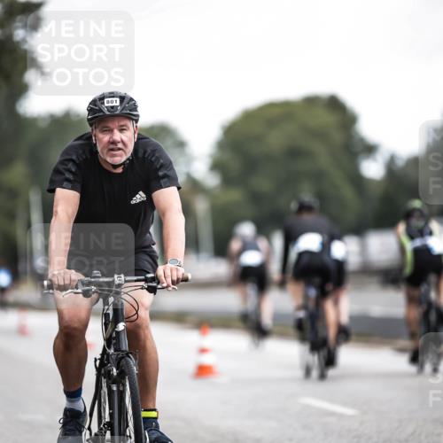 16.08.2026 - KN Förde Triathlon 2026 H.Heesch http://msf.ph/oto/9976711 16.08.2026 11:19:26 Radfahren 305, 305, 346, 351, 377, 801 meine-sportfotos.de