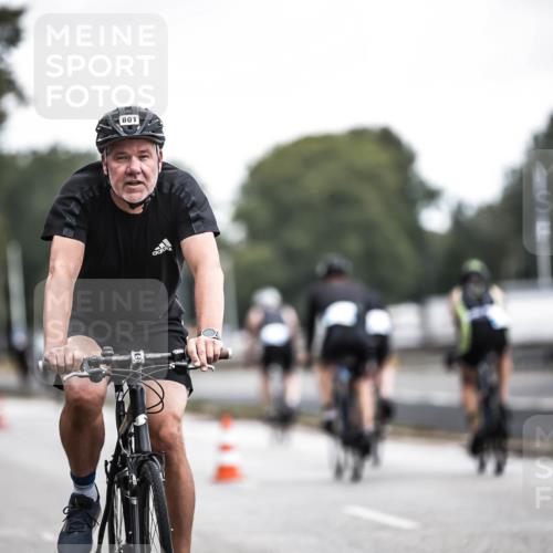 16.08.2026 - KN Förde Triathlon 2026 H.Heesch http://msf.ph/oto/9976713 16.08.2026 11:19:26 Radfahren 305, 305, 346, 351, 377, 801 meine-sportfotos.de