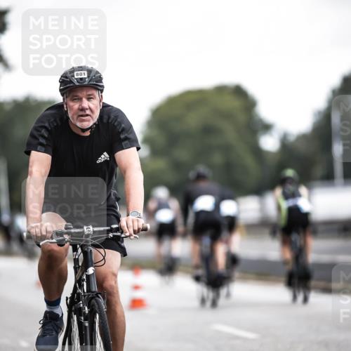 16.08.2026 - KN Förde Triathlon 2026 H.Heesch http://msf.ph/oto/9976714 16.08.2026 11:19:26 Radfahren 305, 305, 346, 351, 377, 801 meine-sportfotos.de