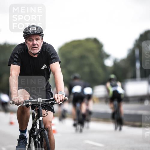 16.08.2026 - KN Förde Triathlon 2026 H.Heesch http://msf.ph/oto/9976716 16.08.2026 11:19:26 Radfahren 305, 305, 346, 351, 377, 801 meine-sportfotos.de
