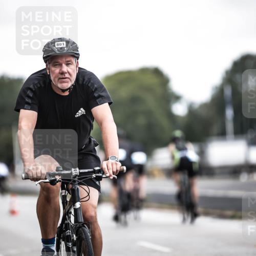 16.08.2026 - KN Förde Triathlon 2026 H.Heesch http://msf.ph/oto/9976718 16.08.2026 11:19:26 Radfahren 305, 305, 346, 351, 377, 801 meine-sportfotos.de