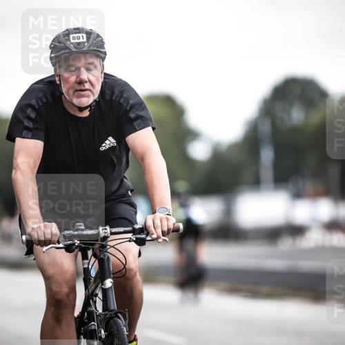 16.08.2026 - KN Förde Triathlon 2026 H.Heesch http://msf.ph/oto/9976722 16.08.2026 11:19:26 Radfahren 305, 305, 346, 351, 377, 801 meine-sportfotos.de