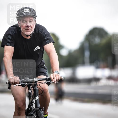 16.08.2026 - KN Förde Triathlon 2026 H.Heesch http://msf.ph/oto/9976723 16.08.2026 11:19:26 Radfahren 305, 305, 346, 351, 377, 801 meine-sportfotos.de