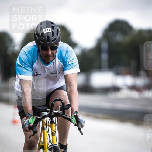 16.08.2026 - KN Förde Triathlon 2026 H.Heesch http://msf.ph/oto/9976770 16.08.2026 11:19:35 Radfahren 323, 427 meine-sportfotos.de