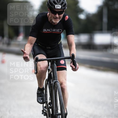 16.08.2026 - KN Förde Triathlon 2026 H.Heesch http://msf.ph/oto/9976789 16.08.2026 11:19:50 Radfahren 317, 318, 340, 371, 382, 383, 397, 435 meine-sportfotos.de