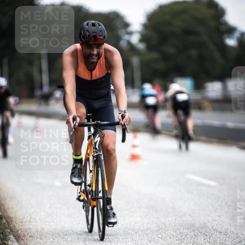 16.08.2026 - KN Förde Triathlon 2026 H.Heesch http://msf.ph/oto/9976851 16.08.2026 11:19:58 Radfahren 321, 349, 369, 383, 389, 417, 439 meine-sportfotos.de