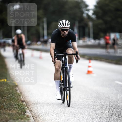 16.08.2026 - KN Förde Triathlon 2026 H.Heesch http://msf.ph/oto/9976860 16.08.2026 11:20:00 Radfahren 314, 321, 329, 349, 368, 369, 389, 390, 417, 439 meine-sportfotos.de