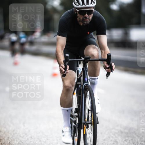 16.08.2026 - KN Förde Triathlon 2026 H.Heesch http://msf.ph/oto/9976874 16.08.2026 11:20:01 Radfahren 314, 321, 329, 349, 368, 369, 389, 390, 417, 439 meine-sportfotos.de