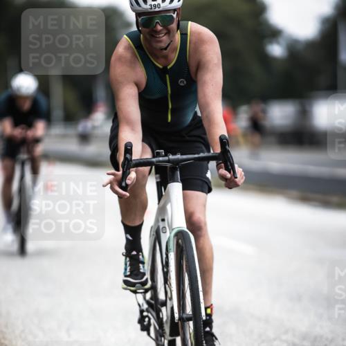 16.08.2026 - KN Förde Triathlon 2026 H.Heesch http://msf.ph/oto/9976886 16.08.2026 11:20:04 Radfahren 314, 315, 321, 329, 368, 369, 390, 417, 439 meine-sportfotos.de