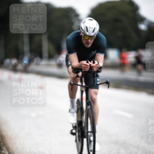 16.08.2026 - KN Förde Triathlon 2026 H.Heesch http://msf.ph/oto/9976892 16.08.2026 11:20:05 Radfahren 314, 315, 325, 329, 368, 390, 439 meine-sportfotos.de