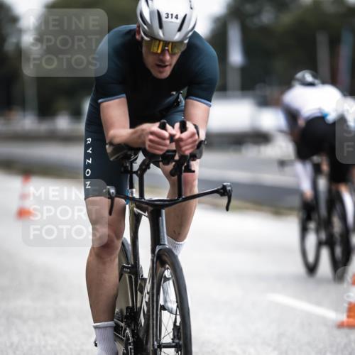 16.08.2026 - KN Förde Triathlon 2026 H.Heesch http://msf.ph/oto/9976899 16.08.2026 11:20:05 Radfahren 314, 315, 325, 329, 368, 390, 439 meine-sportfotos.de