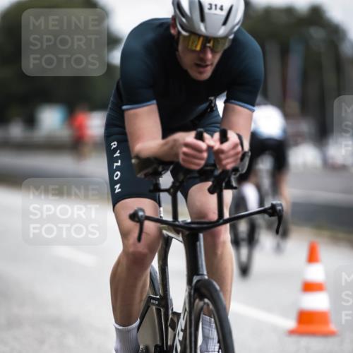 16.08.2026 - KN Förde Triathlon 2026 H.Heesch http://msf.ph/oto/9976902 16.08.2026 11:20:05 Radfahren 314, 315, 325, 329, 368, 390, 439 meine-sportfotos.de