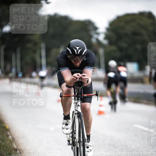 16.08.2026 - KN Förde Triathlon 2026 H.Heesch http://msf.ph/oto/9976909 16.08.2026 11:20:12 Radfahren 311, 325 meine-sportfotos.de