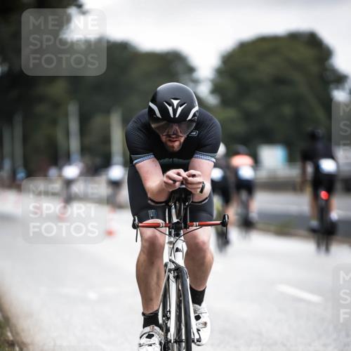 16.08.2026 - KN Förde Triathlon 2026 H.Heesch http://msf.ph/oto/9976912 16.08.2026 11:20:12 Radfahren 311, 325 meine-sportfotos.de