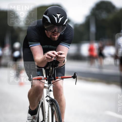 16.08.2026 - KN Förde Triathlon 2026 H.Heesch http://msf.ph/oto/9976920 16.08.2026 11:20:12 Radfahren 311, 325 meine-sportfotos.de