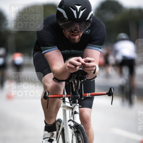 16.08.2026 - KN Förde Triathlon 2026 H.Heesch http://msf.ph/oto/9976923 16.08.2026 11:20:12 Radfahren 311, 325 meine-sportfotos.de