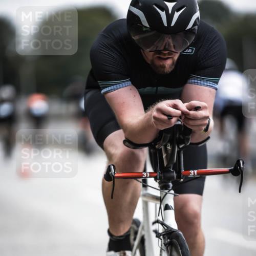 16.08.2026 - KN Förde Triathlon 2026 H.Heesch http://msf.ph/oto/9976924 16.08.2026 11:20:12 Radfahren 311, 325 meine-sportfotos.de