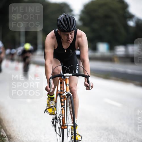 16.08.2026 - KN Förde Triathlon 2026 H.Heesch http://msf.ph/oto/9976932 16.08.2026 11:20:19 Radfahren 221, 301, 306 meine-sportfotos.de