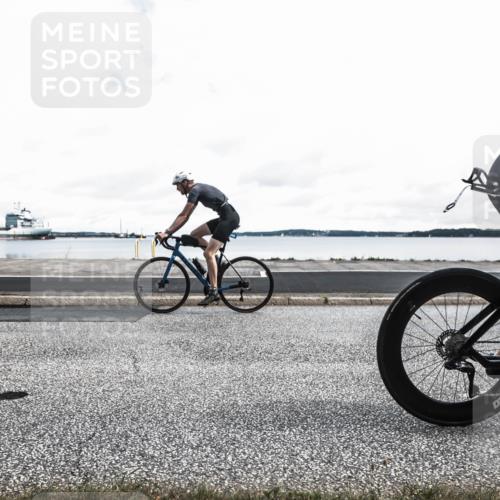 16.08.2026 - KN Förde Triathlon 2026 H.Heesch http://msf.ph/oto/9976958 16.08.2026 11:31:12 Radfahren 357, 427 meine-sportfotos.de