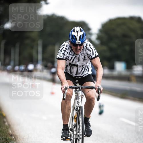 16.08.2026 - KN Förde Triathlon 2026 H.Heesch http://msf.ph/oto/9976959 16.08.2026 11:20:22 Radfahren 221, 301, 306 meine-sportfotos.de