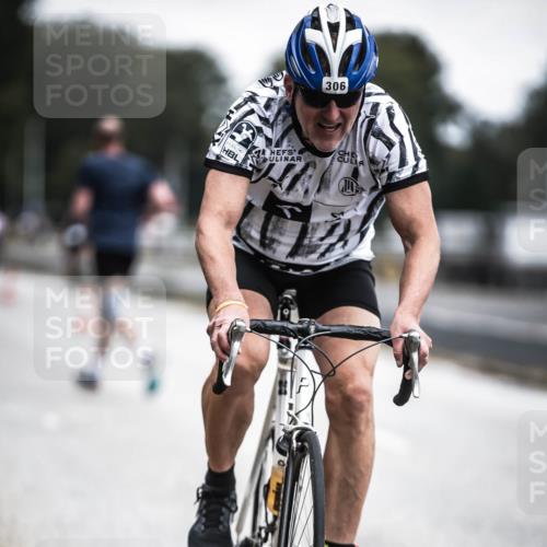 16.08.2026 - KN Förde Triathlon 2026 H.Heesch http://msf.ph/oto/9976976 16.08.2026 11:20:23 Radfahren 221, 306 meine-sportfotos.de