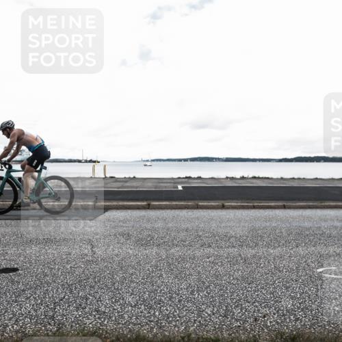16.08.2026 - KN Förde Triathlon 2026 H.Heesch http://msf.ph/oto/9977004 16.08.2026 11:32:17 Radfahren 342, 364, 393, 394, 400 meine-sportfotos.de