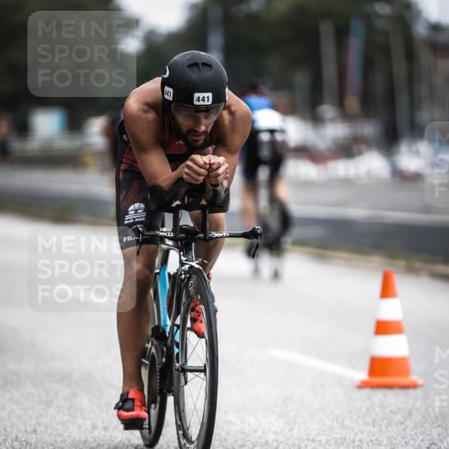 16.08.2026 - KN Förde Triathlon 2026 H.Heesch http://msf.ph/oto/9977010 16.08.2026 11:20:47 Radfahren 403, 441 meine-sportfotos.de