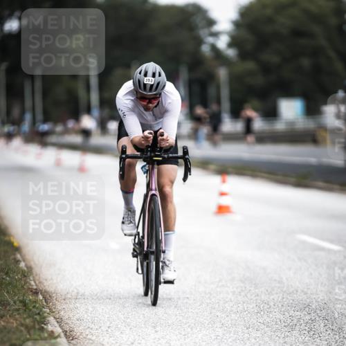 16.08.2026 - KN Förde Triathlon 2026 H.Heesch http://msf.ph/oto/9977025 16.08.2026 11:21:00 Radfahren 316, 353, 364, 379, 386, 410, 411, 430 meine-sportfotos.de