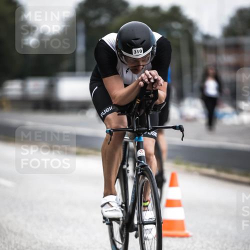 16.08.2026 - KN Förde Triathlon 2026 H.Heesch http://msf.ph/oto/9977088 16.08.2026 11:21:08 Radfahren 310, 316, 338, 392 meine-sportfotos.de