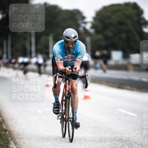 16.08.2026 - KN Förde Triathlon 2026 H.Heesch http://msf.ph/oto/9977103 16.08.2026 11:21:12 Radfahren 320, 338 meine-sportfotos.de