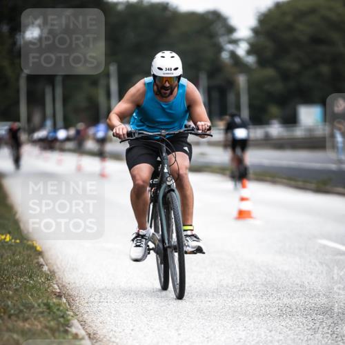 16.08.2026 - KN Förde Triathlon 2026 H.Heesch http://msf.ph/oto/9977171 16.08.2026 11:21:26 Radfahren 348, 394, 424 meine-sportfotos.de
