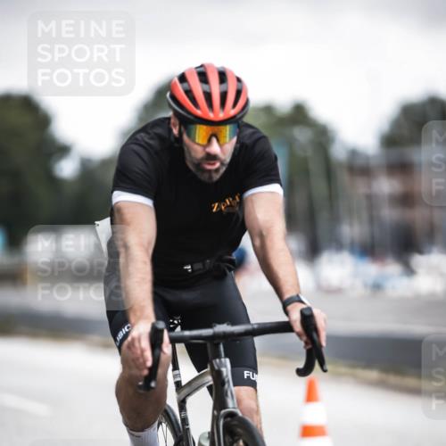 16.08.2026 - KN Förde Triathlon 2026 H.Heesch http://msf.ph/oto/9977250 16.08.2026 11:21:35 Radfahren 352, 426, 436 meine-sportfotos.de