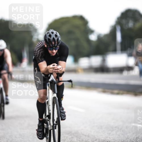 16.08.2026 - KN Förde Triathlon 2026 H.Heesch http://msf.ph/oto/9977271 16.08.2026 11:21:42 Radfahren 323, 342, 347, 365, 377, 426 meine-sportfotos.de