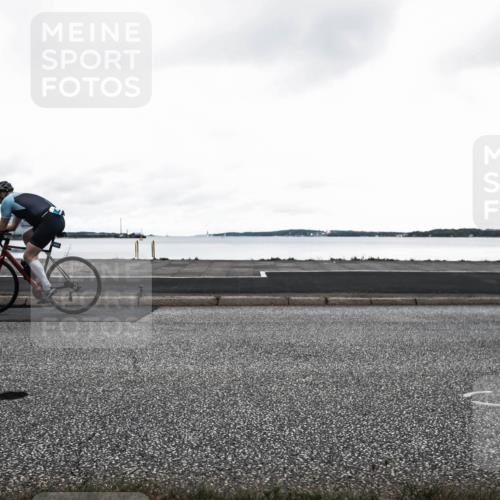 16.08.2026 - KN Förde Triathlon 2026 H.Heesch http://msf.ph/oto/9977334 16.08.2026 11:41:35 Radfahren 348, 381 meine-sportfotos.de
