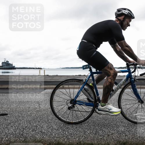 16.08.2026 - KN Förde Triathlon 2026 H.Heesch http://msf.ph/oto/9977340 16.08.2026 11:41:42 Radfahren 388, 414 meine-sportfotos.de