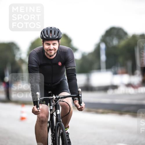 16.08.2026 - KN Förde Triathlon 2026 H.Heesch http://msf.ph/oto/9977352 16.08.2026 11:21:46 Radfahren 342, 347, 365, 372, 377 meine-sportfotos.de