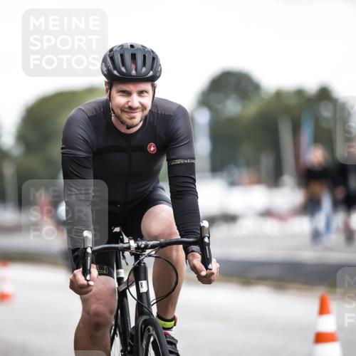 16.08.2026 - KN Förde Triathlon 2026 H.Heesch http://msf.ph/oto/9977358 16.08.2026 11:21:46 Radfahren 342, 347, 365, 372, 377 meine-sportfotos.de