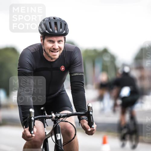 16.08.2026 - KN Förde Triathlon 2026 H.Heesch http://msf.ph/oto/9977365 16.08.2026 11:21:47 Radfahren 342, 365, 372, 377, 391 meine-sportfotos.de
