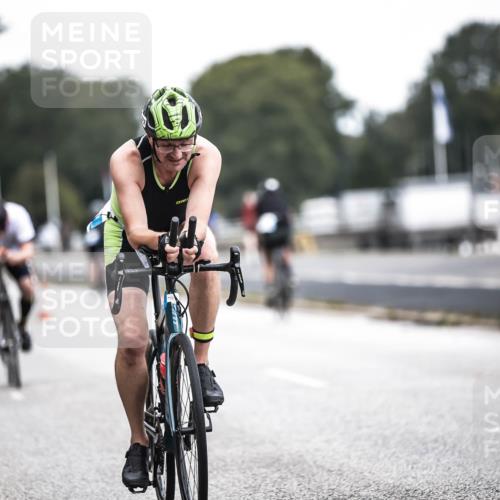 16.08.2026 - KN Förde Triathlon 2026 H.Heesch http://msf.ph/oto/9977390 16.08.2026 11:21:50 Radfahren 372, 391, 438 meine-sportfotos.de